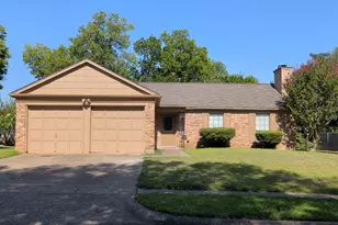 1703 Chittam Dr, Euless, TX 76039 - Photo 1