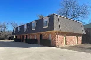 915 N Elm St, Denton, TX 76201 - Photo 1
