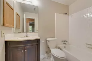 208 E Denton Dr, Euless, TX 76039 - Photo 13