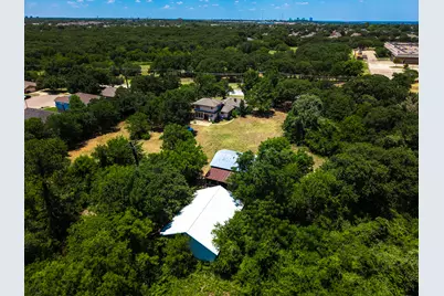 709 Cooks Lane, Fort Worth, TX 76120 - Photo 29