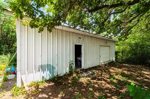 709 Cooks Ln, Fort Worth, TX 76120 - Photo 19