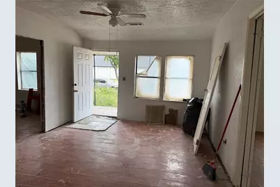 3343 Bryan Avenue, Fort Worth, TX 76110 - Photo 1