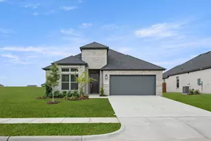 117 Trinity St, Grandview, TX 76050 - Photo 1