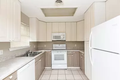 6508 Normandy Road, Fort Worth, TX 76112 - Photo 5