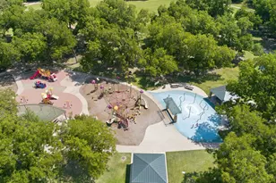 2940 S Creekwood Dr, Grapevine, TX 76051 - Photo 3