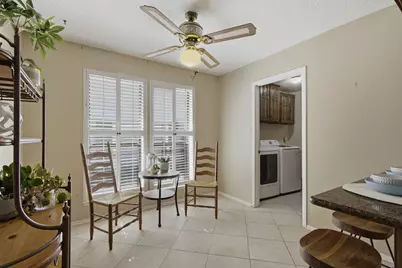 2940 S Creekwood Drive, Grapevine, TX 76051 - Photo 17
