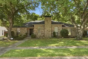 2940 S Creekwood Dr, Grapevine, TX 76051 - Photo 1