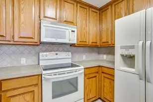 705 Carmen Ana Ave, Grandview, TX 76050 - Photo 17