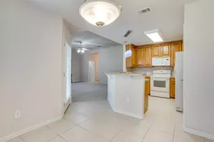 705 Carmen Ana Ave, Grandview, TX 76050 - Photo 13
