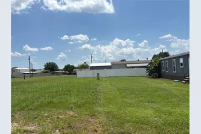 196 Blackfoot, Quitman, TX 75783 - Photo 5
