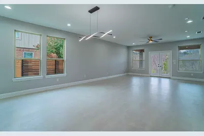 8319 Deep Green Drive, Dallas, TX 75249 - Photo 11