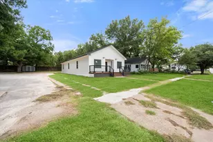 1027 W 2nd Ave, Corsicana, TX 75110 - Photo 31