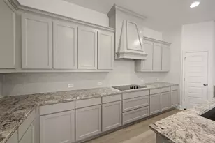 128 Trinity St, Grandview, TX 76050 - Photo 9