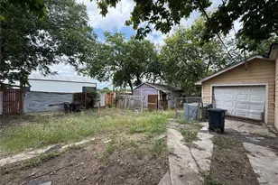 3301 S Main St, Fort Worth, TX 76110 - Photo 3