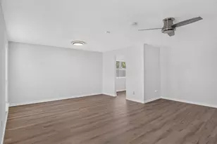1915 Lavon Creek Ln, Arlington, TX 76006 - Photo 11