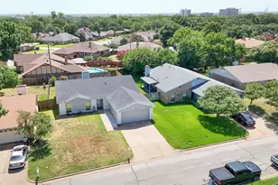 1915 Lavon Creek Ln, Arlington, TX 76006 - Photo 39