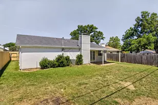 1915 Lavon Creek Ln, Arlington, TX 76006 - Photo 7