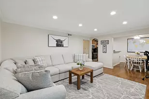 5832 Sandhurst Ln, Dallas, TX 75206 - Photo 3