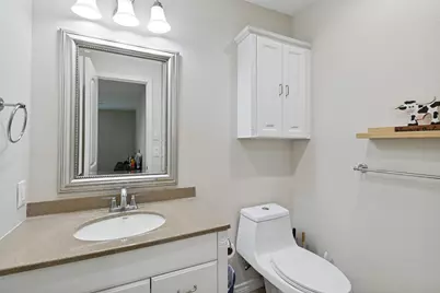 5832 Sandhurst Lane #B, Dallas, TX 75206 - Photo 11