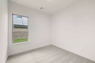 144 Trinity St, Grandview, TX 76050 - Photo 7