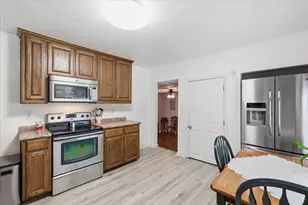 116 Pecan St, Whitesboro, TX 76273 - Photo 9