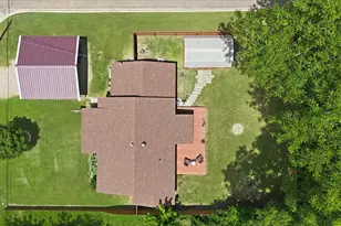 116 Pecan St, Whitesboro, TX 76273 - Photo 25