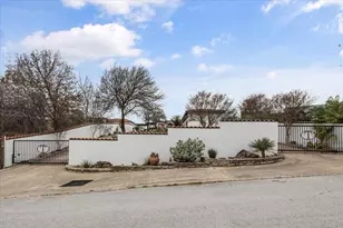 8300 Samora Ct, Fort Worth, TX 76135 - Photo 37