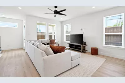 2330 Fairfax Drive, Irving, TX 75060 - Photo 11