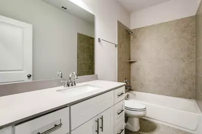 1006 Boyd Lane, Euless, TX 76040 - Photo 5