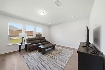 900 Summer Court, Justin, TX 76247 - Photo 5