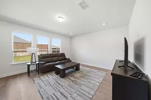 900 Summer Ct, Justin, TX 76247 - Photo 5