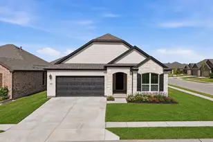 900 Summer Ct, Justin, TX 76247 - Photo 1