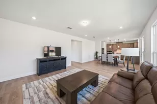 900 Summer Ct, Justin, TX 76247 - Photo 7