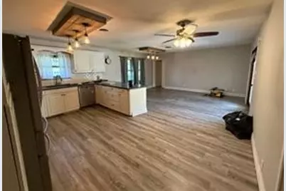 1412 Hillcrest Street, Ennis, TX 75119 - Photo 3