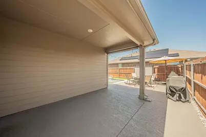 15901 Charing Cross Drive, Fort Worth, TX 76247 - Photo 31