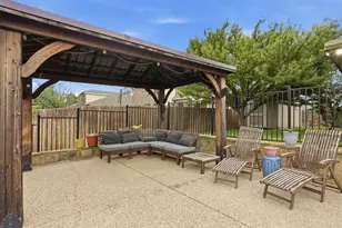 5605 Southern Hills Dr, North Richland Hills, TX 76180 - Photo 25