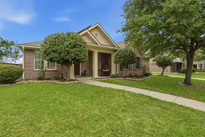 5605 Southern Hills Drive, North Richland Hills, TX 76180 - Photo 1