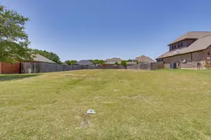 707 Carmen Ana Ave, Grandview, TX 76050 - Photo 1