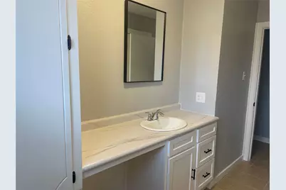 304 Front Street, Pottsboro, TX 75076 - Photo 5
