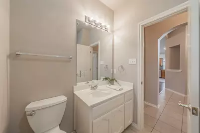 10501 Cloisters Drive, Fort Worth, TX 76131 - Photo 15