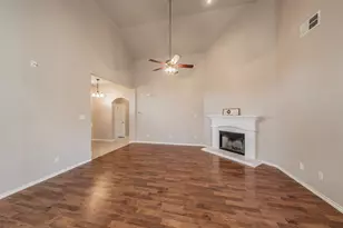 10501 Cloisters Dr, Fort Worth, TX 76131 - Photo 5