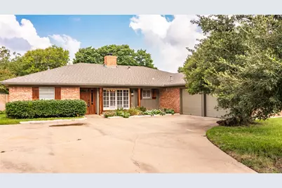 8921 Crosswind Drive, Fort Worth, TX 76179 - Photo 5