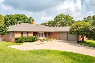 8921 Crosswind Dr, Fort Worth, TX 76179 - Photo 3