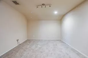 7004 Alcala, Grand Prairie, TX 75054 - Photo 23