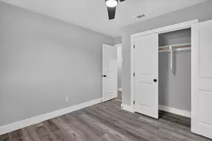 501 Kent Dr, Lewisville, TX 75067 - Photo 31