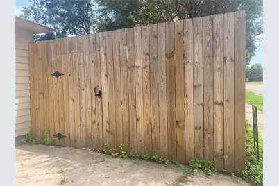 212 Washington Street #B, Garland, TX 75040 - Photo 17