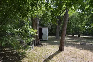 501 E 2nd St, Quinlan, TX 75474 - Photo 29