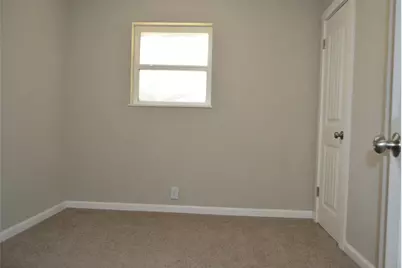 501 E 2nd Street, Quinlan, TX 75474 - Photo 23