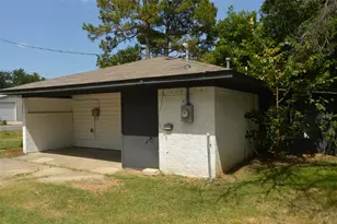 501 E 2nd St, Quinlan, TX 75474 - Photo 5