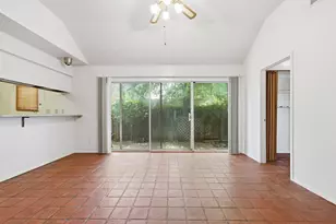 13422 Blossomheath Ln, Dallas, TX 75240 - Photo 5